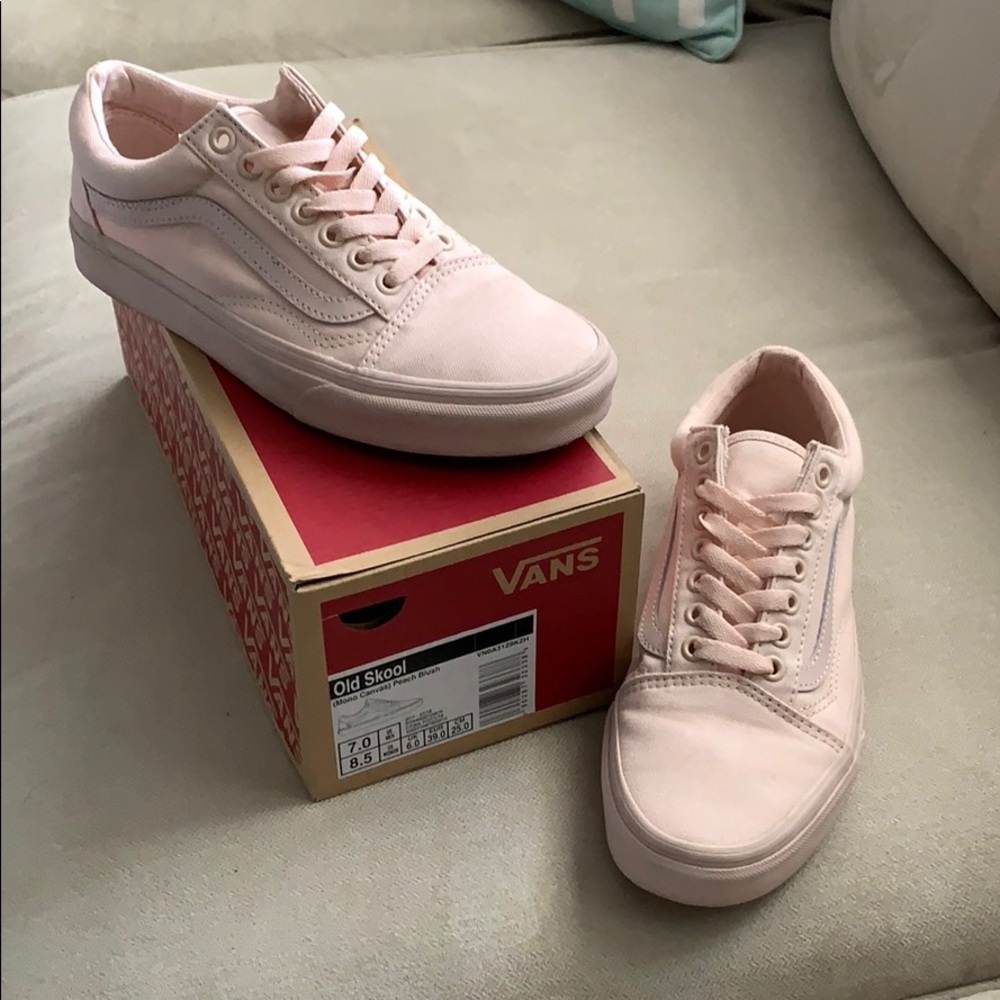 Vans Old Skool Mono Canvas Peach Blush Women’s 8.5